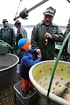 Výlov rybníka Žár 28. října 2011, Foto: Lubor Mrázek